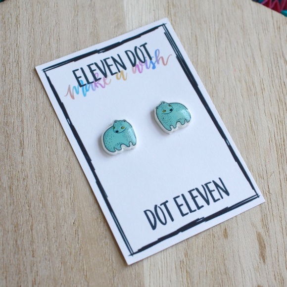 Mint Green Polar Bear Winter Arctic Stud Earrings - Picture 1 of 8
